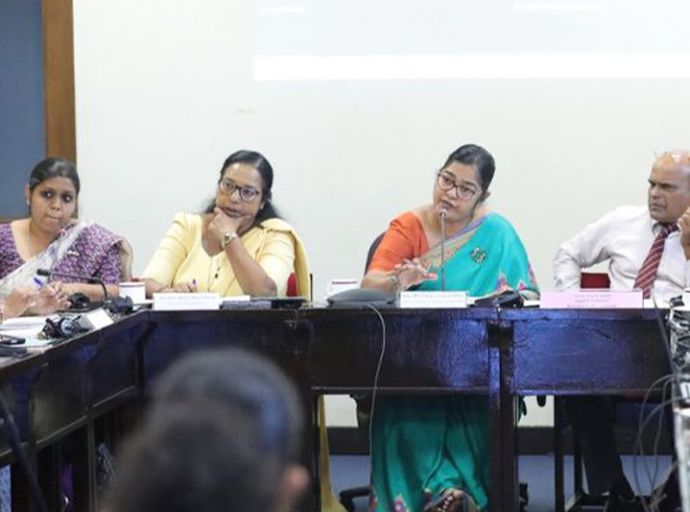 අධිකරණයෙහි විභාග වන නඩුවලට පාර්ලිමේන්තුවෙන් බලපෑම් කිරීම සහ වින්දිතයන් වෙනුවෙන් පෙනී සිටීමට නීතියෙන් ම බලය සහිත නිලධාරීන් දඩයම් කිරීමේ දේශපාලනය